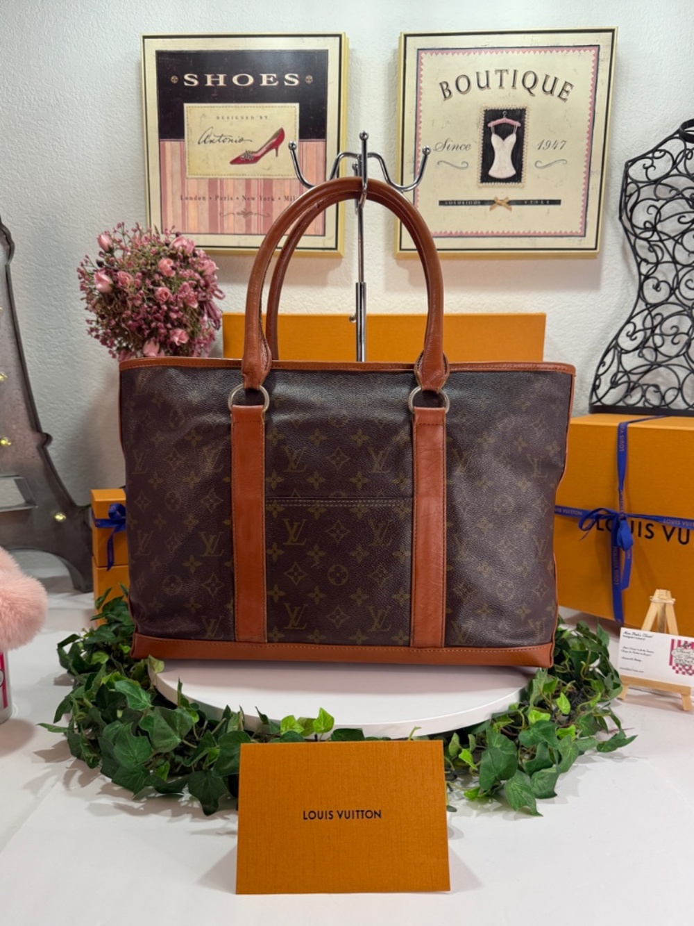 LOUIS VUITTON LARGE MONOGRAM FRENCH TOTE! - Picture 11 of 17